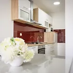 דירה Tina פלוצ'ה